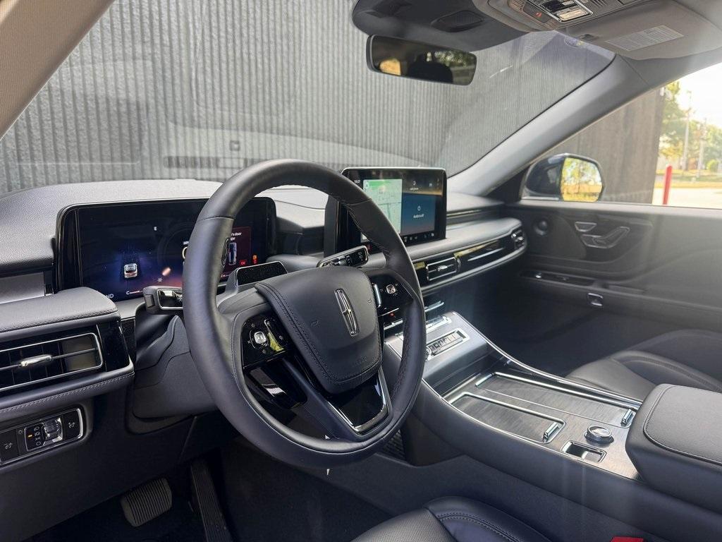 new 2025 Lincoln Aviator car, priced at $67,407