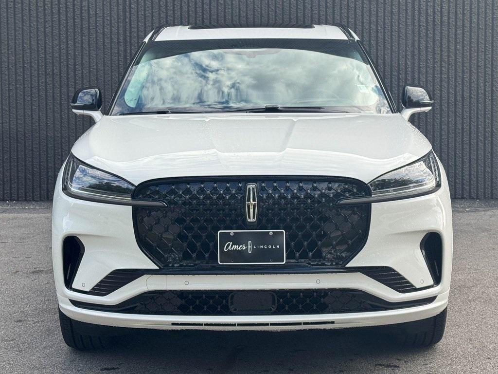 new 2025 Lincoln Aviator car, priced at $67,407