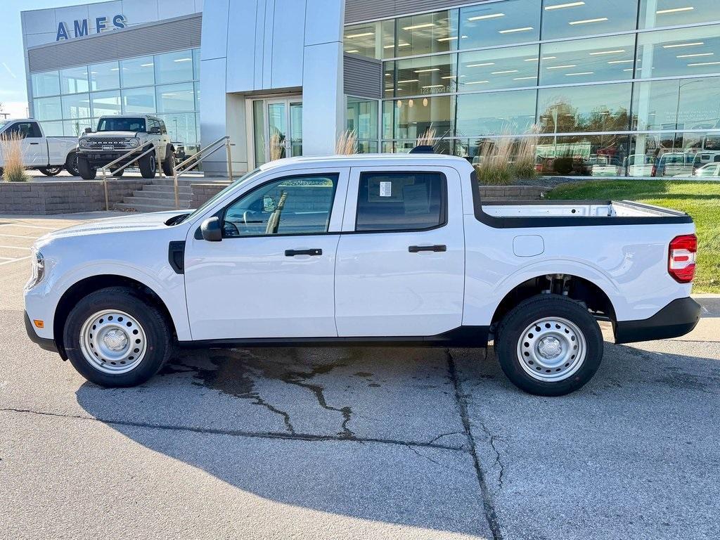 new 2025 Ford Maverick car, priced at $29,998