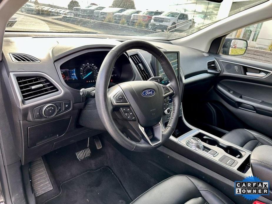 used 2022 Ford Edge car