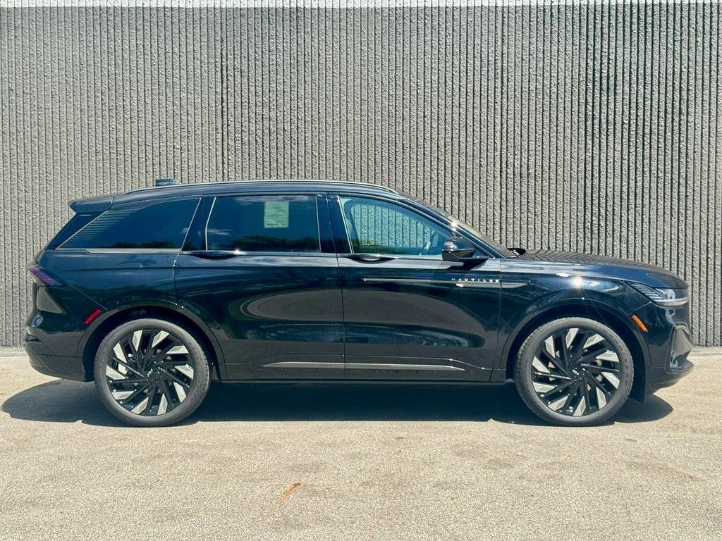new 2025 Lincoln Nautilus car, priced at $65,998