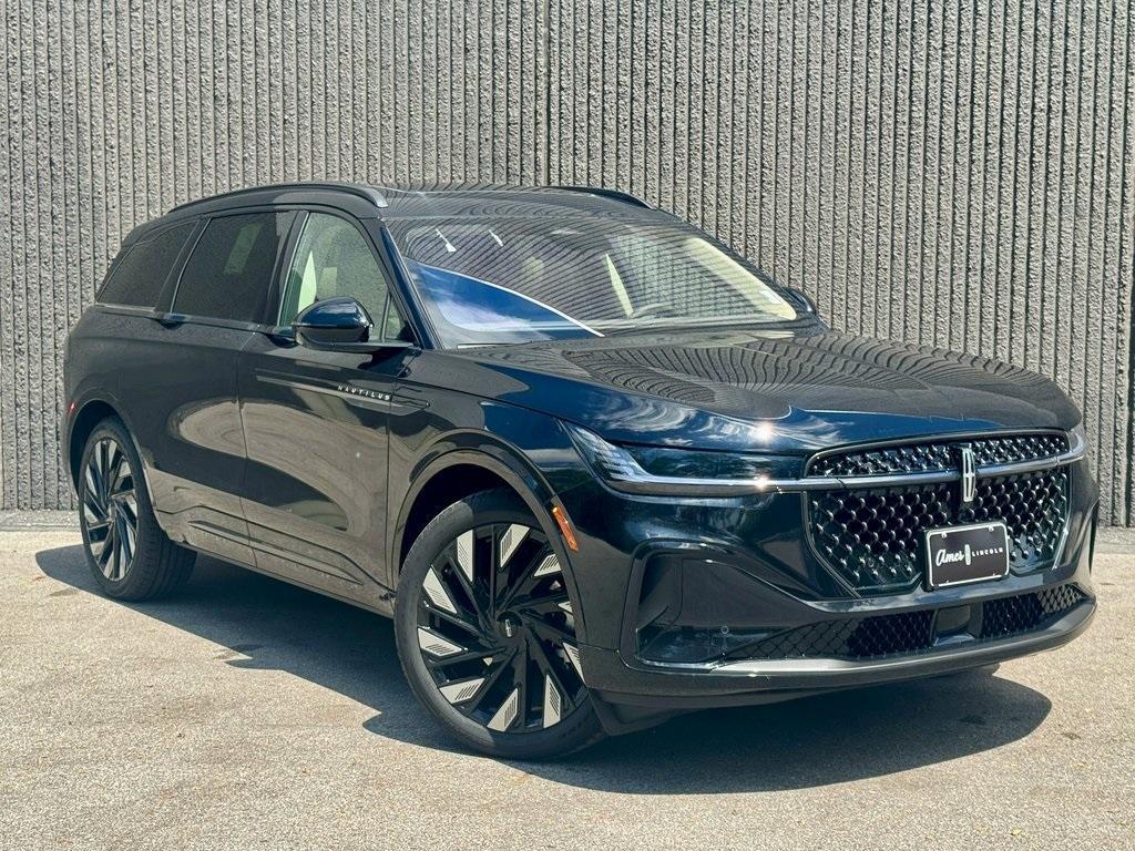new 2025 Lincoln Nautilus car, priced at $65,998
