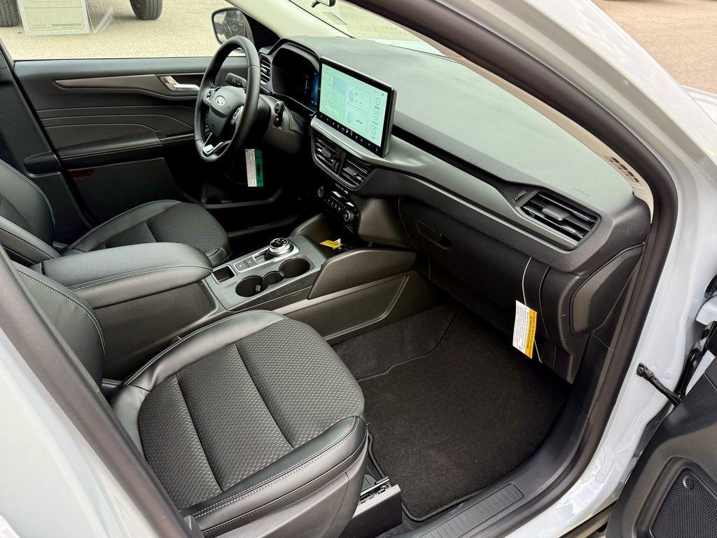 new 2026 Ford Escape car, priced at $31,524