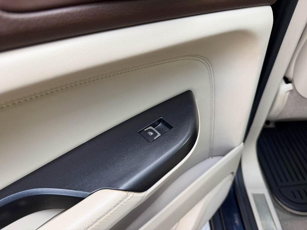 used 2014 Cadillac SRX car, priced at $7,424