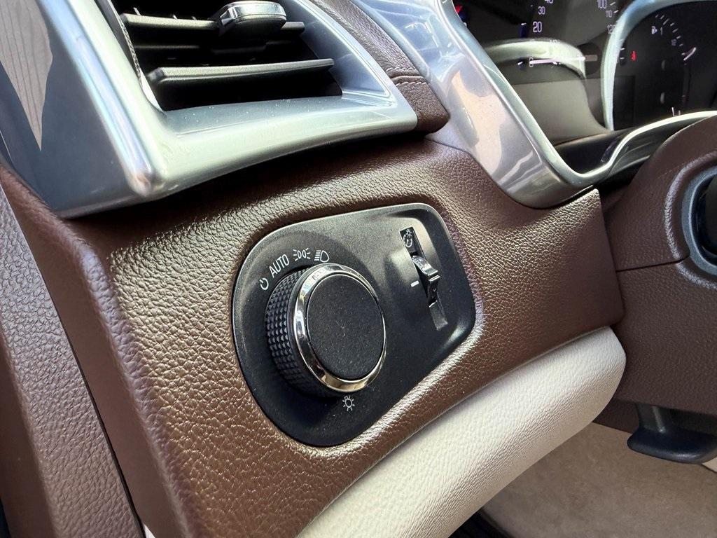 used 2014 Cadillac SRX car, priced at $7,424