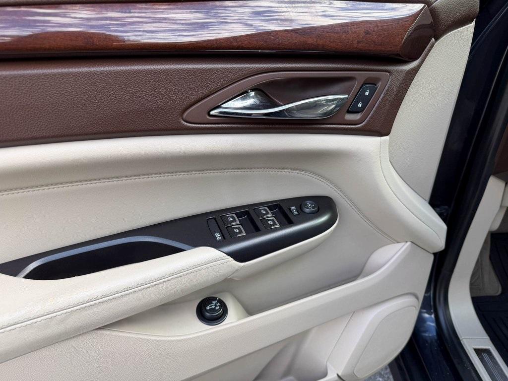 used 2014 Cadillac SRX car, priced at $7,424