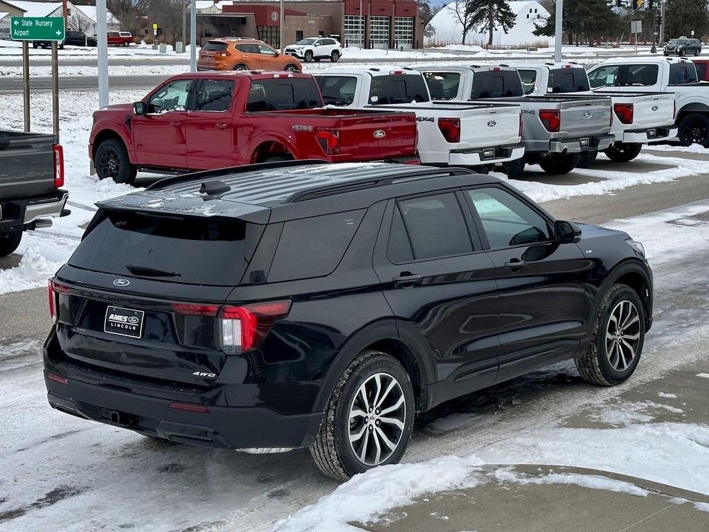 new 2025 Ford Explorer car, priced at $45,912