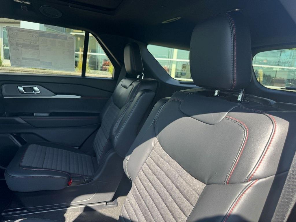 new 2025 Ford Explorer car, priced at $50,419