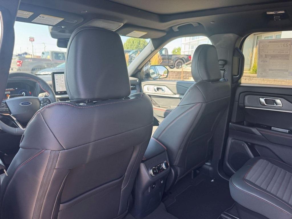 new 2025 Ford Explorer car, priced at $50,419