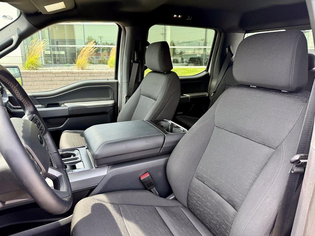 new 2025 Ford F-150 car, priced at $50,498