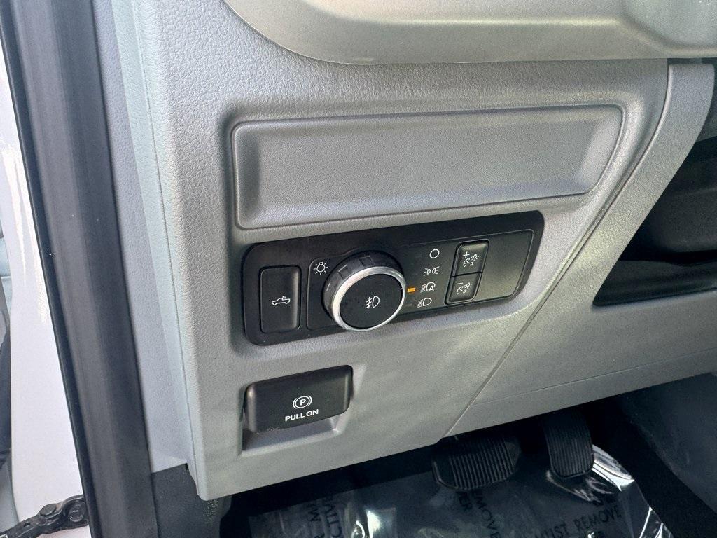 used 2021 Ford F-150 car, priced at $35,822