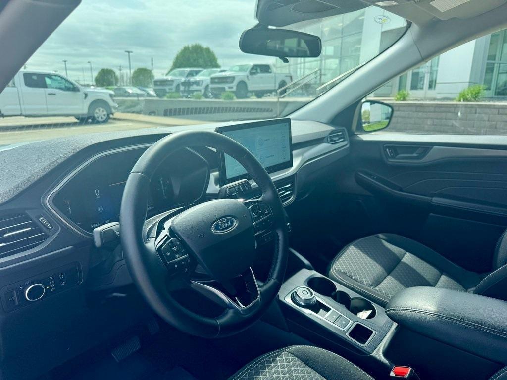new 2025 Ford Escape car, priced at $31,581