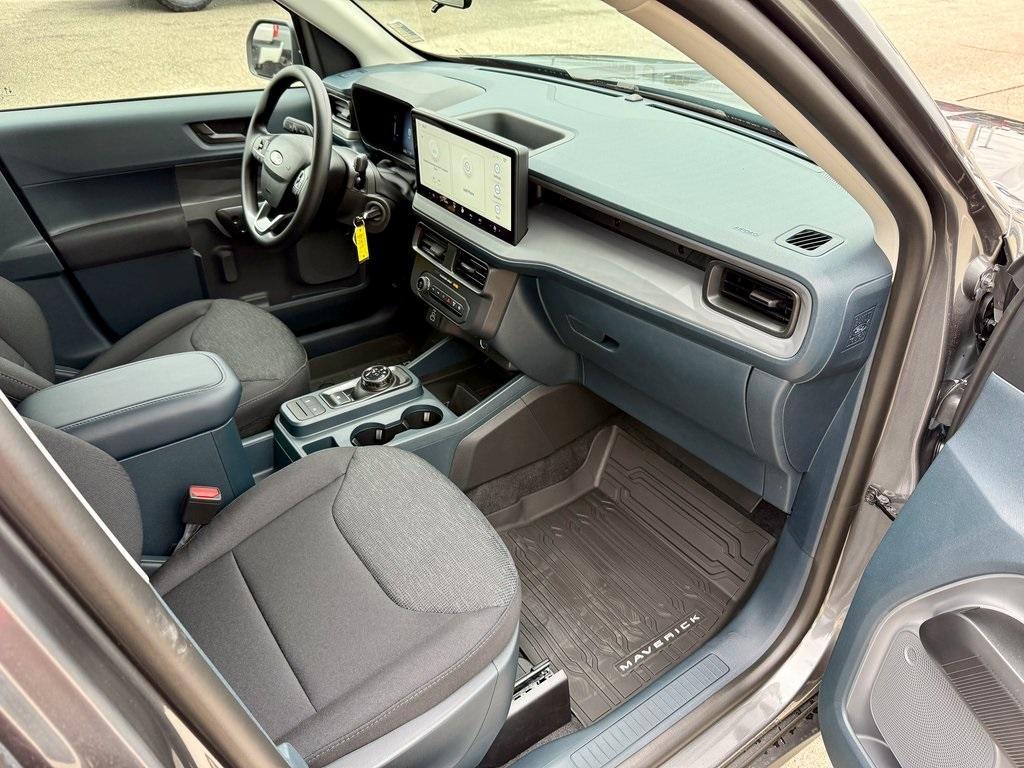 new 2025 Ford Maverick car, priced at $28,063