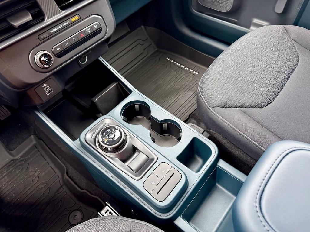 new 2025 Ford Maverick car, priced at $28,063