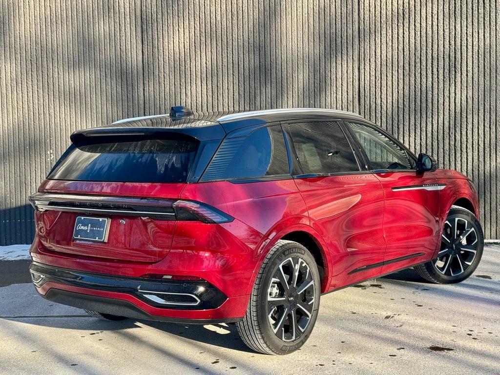 new 2025 Lincoln Nautilus car, priced at $62,998