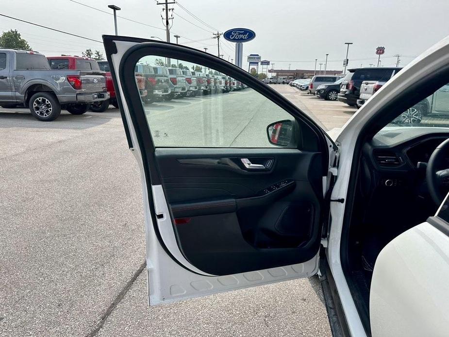 new 2024 Ford Escape car, priced at $31,330