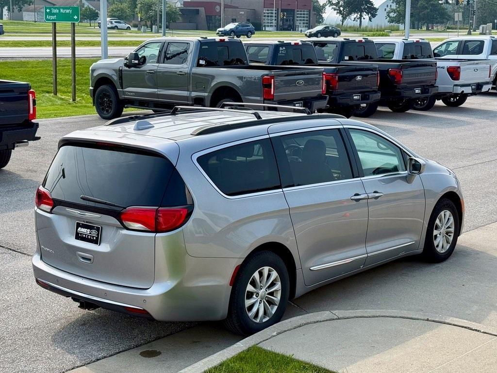 used 2017 Chrysler Pacifica car, priced at $10,458
