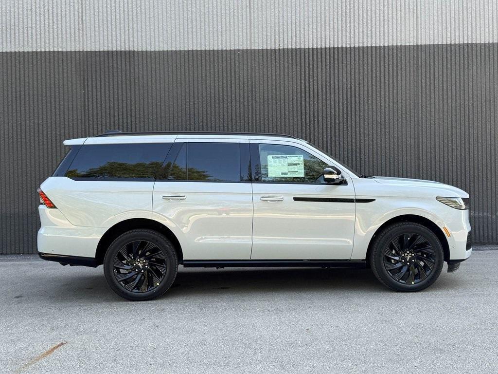 new 2025 Lincoln Navigator car, priced at $103,896