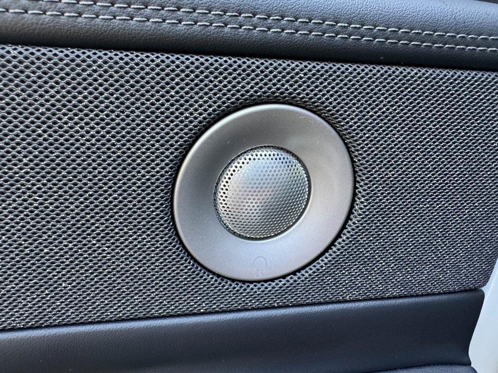 new 2025 Lincoln Navigator car, priced at $103,896