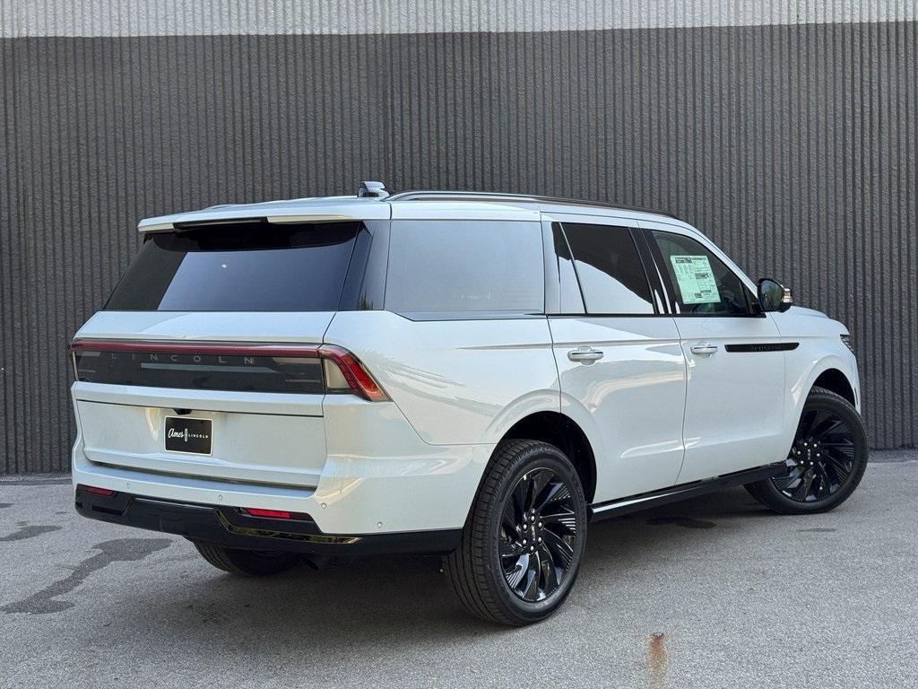 new 2025 Lincoln Navigator car, priced at $103,896