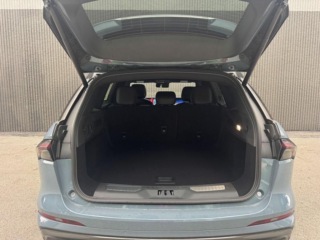 new 2025 Lincoln Nautilus car, priced at $64,986