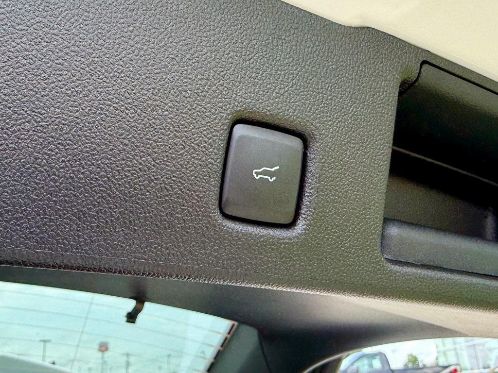 new 2025 Ford Escape car, priced at $33,489