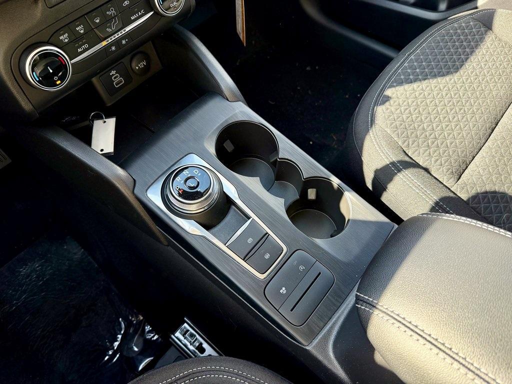 new 2025 Ford Escape car, priced at $28,983