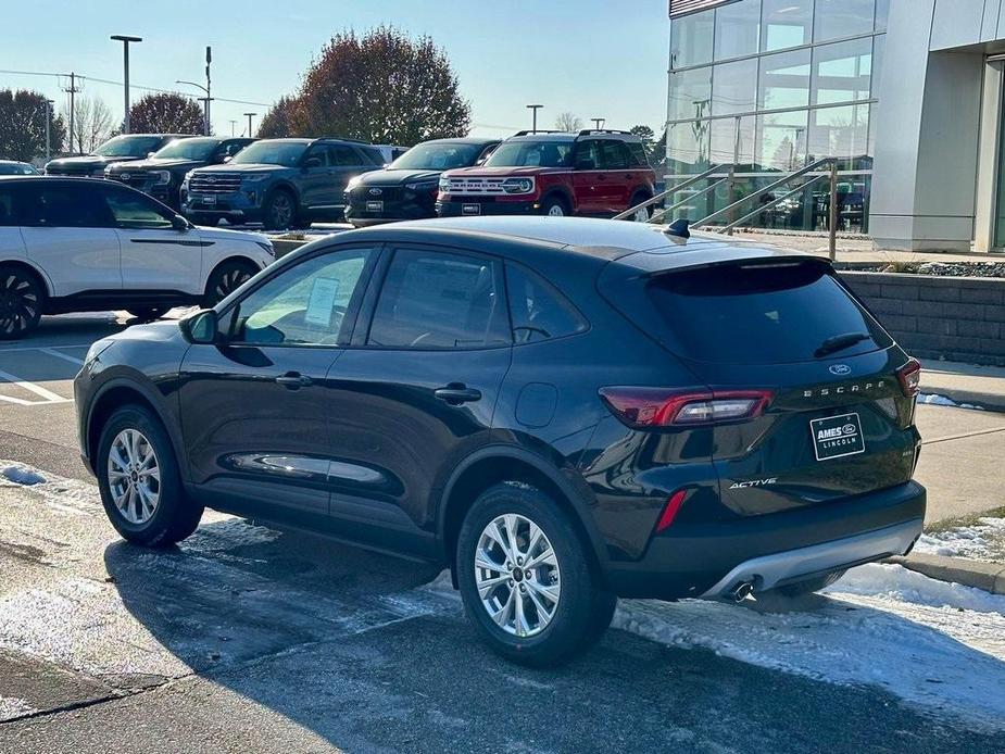 new 2025 Ford Escape car, priced at $29,998