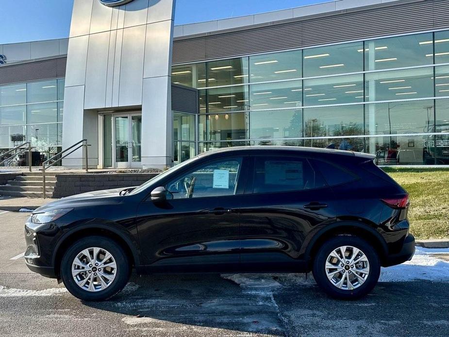 new 2025 Ford Escape car, priced at $29,998