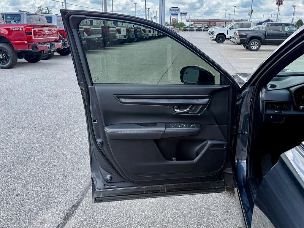 used 2024 Honda CR-V Hybrid car, priced at $35,658