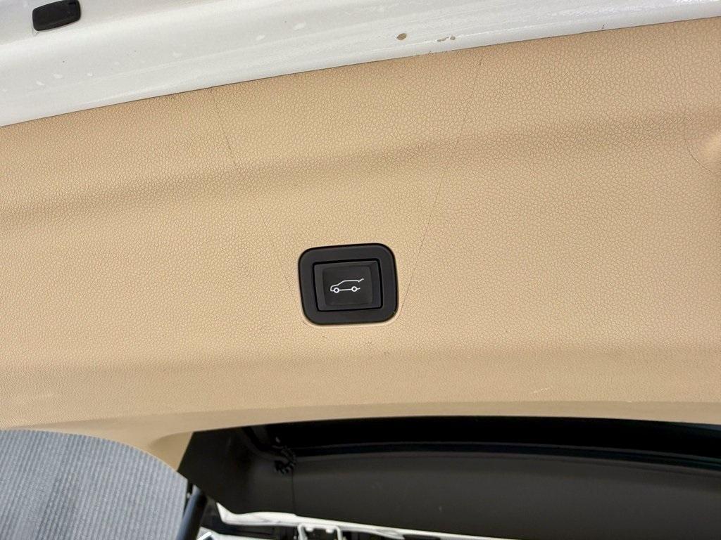 used 2024 Cadillac Escalade ESV car, priced at $79,892