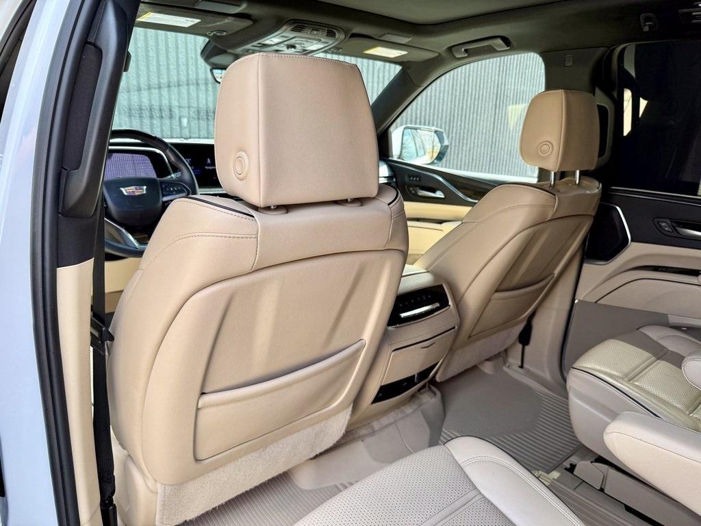 used 2024 Cadillac Escalade ESV car, priced at $79,892