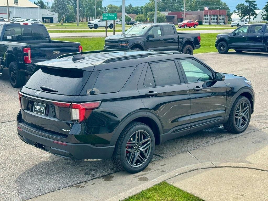 new 2025 Ford Explorer car, priced at $49,982