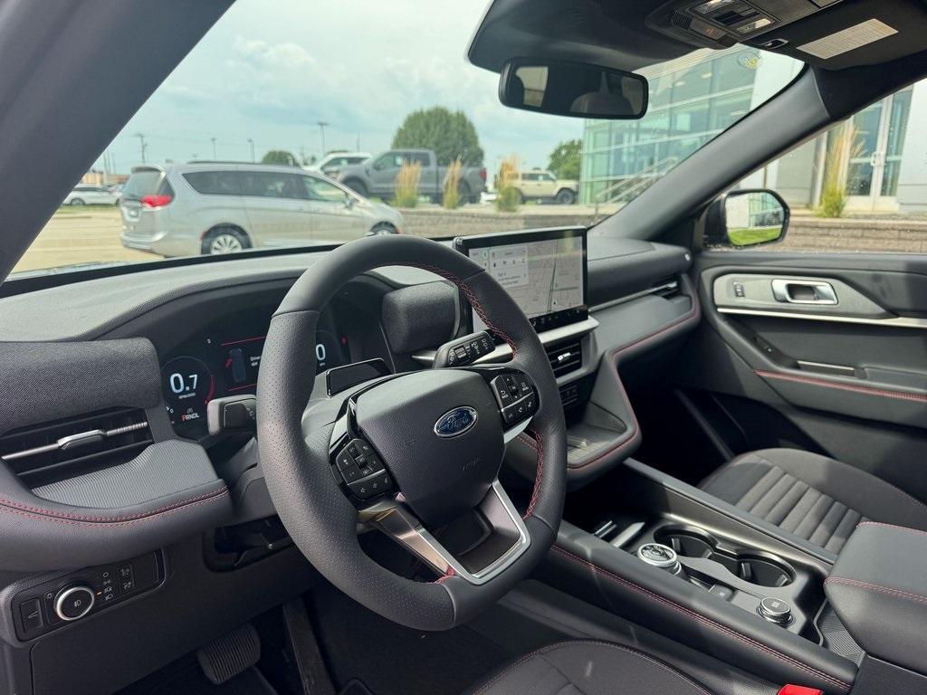 new 2025 Ford Explorer car, priced at $49,982