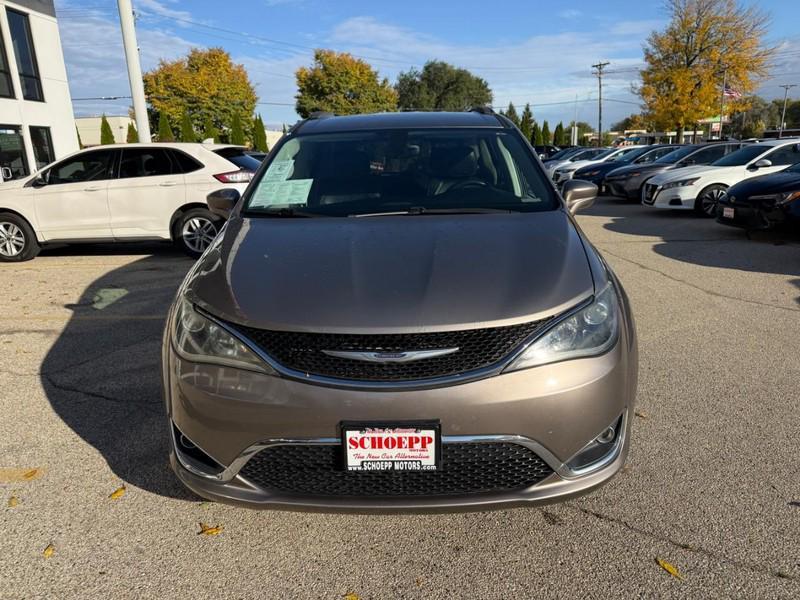 used 2017 Chrysler Pacifica car, priced at $14,999