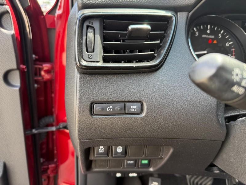 used 2020 Nissan Rogue Sport car, priced at $14,993