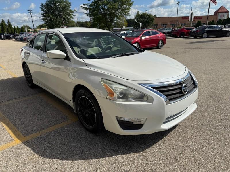 used 2013 Nissan Altima car, priced at $10,999
