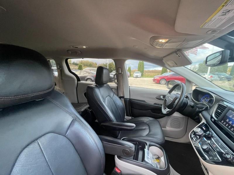 used 2020 Chrysler Pacifica car, priced at $16,993