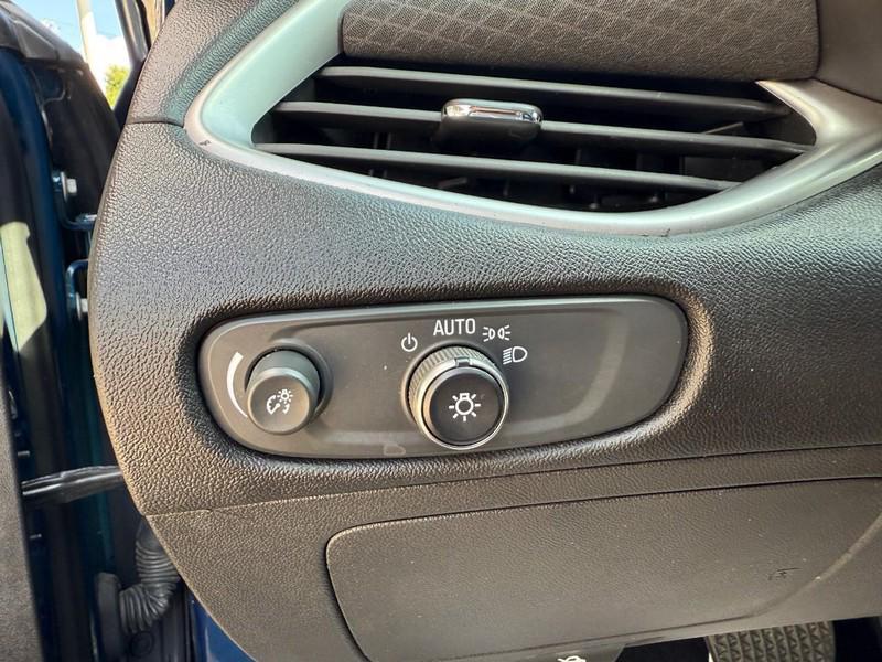 used 2019 Chevrolet Malibu car, priced at $16,503