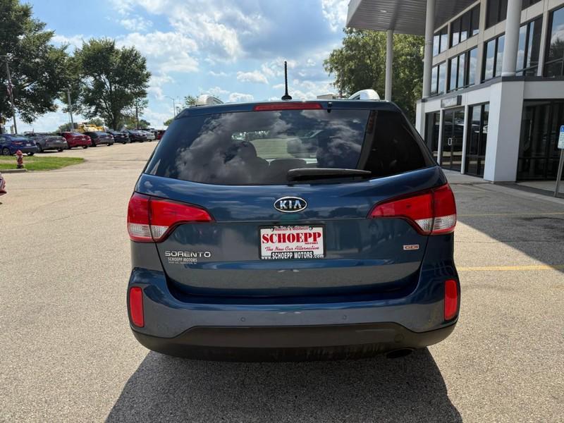 used 2014 Kia Sorento car, priced at $12,999