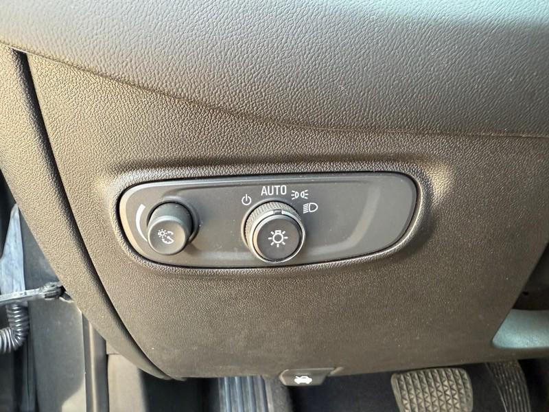 used 2021 Chevrolet Equinox car, priced at $16,503