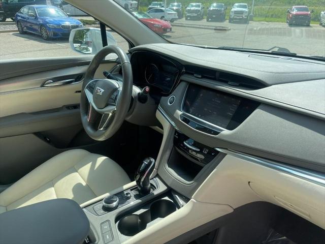 used 2020 Cadillac XT5 car, priced at $29,999