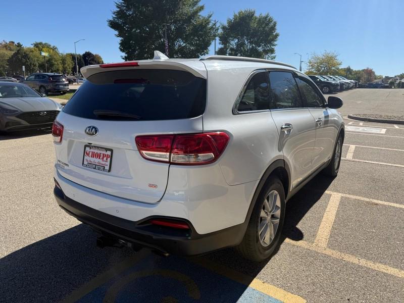 used 2018 Kia Sorento car, priced at $14,999