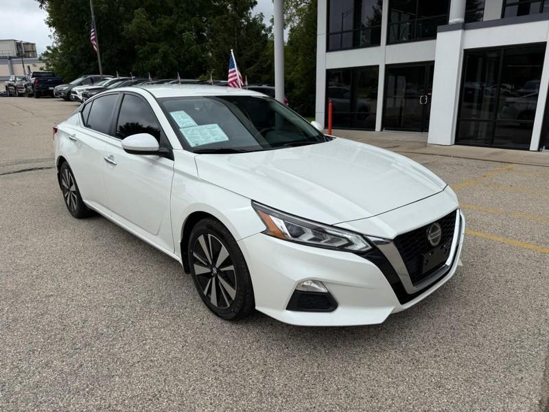 used 2022 Nissan Altima car, priced at $18,490
