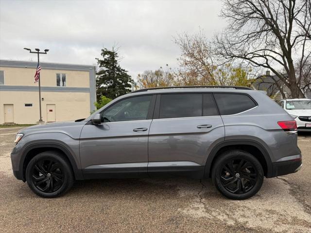 used 2022 Volkswagen Atlas car, priced at $32,999