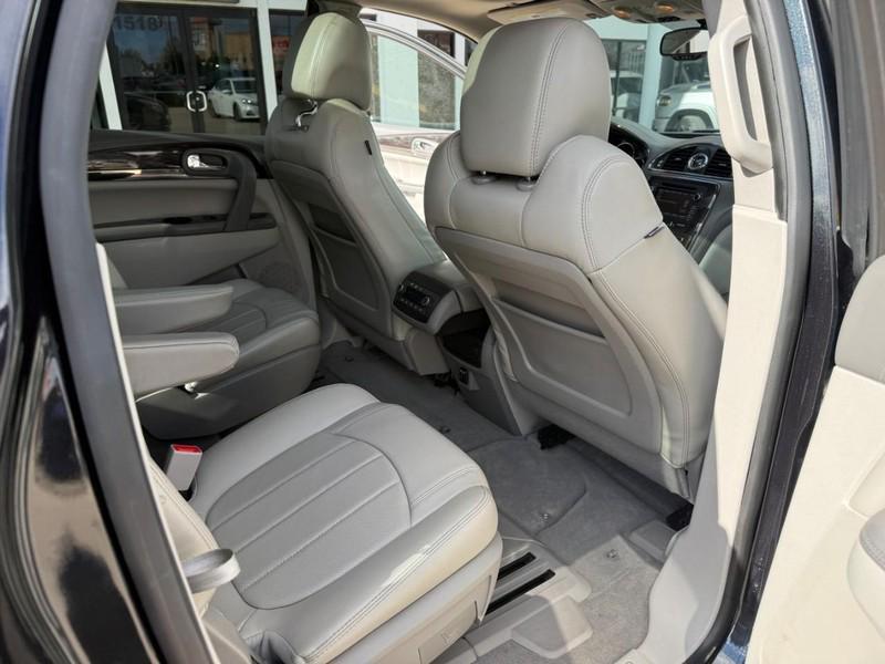 used 2015 Buick Enclave car, priced at $15,995