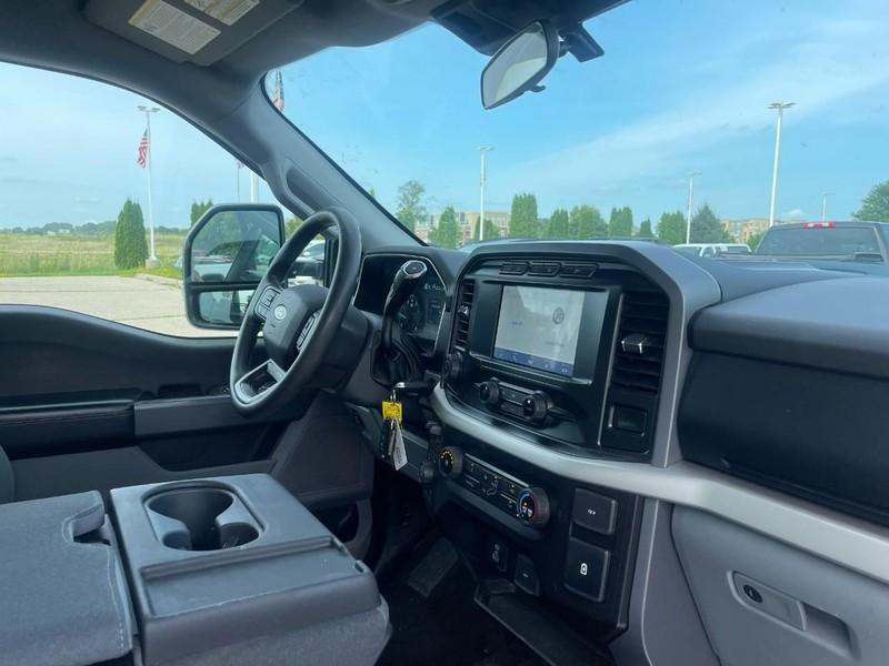 used 2021 Ford F-150 car, priced at $31,999