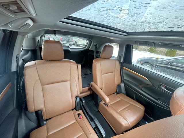 used 2017 Toyota Highlander car, priced at $27,995