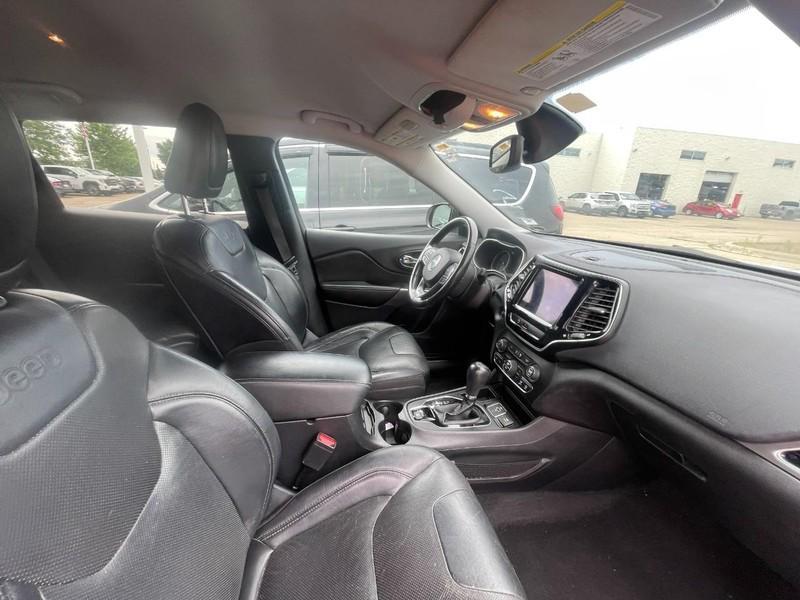used 2020 Jeep Cherokee car, priced at $15,995