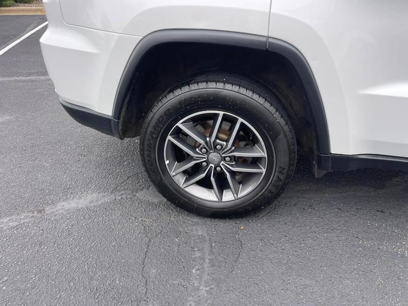 used 2017 Jeep Grand Cherokee car, priced at $12,750